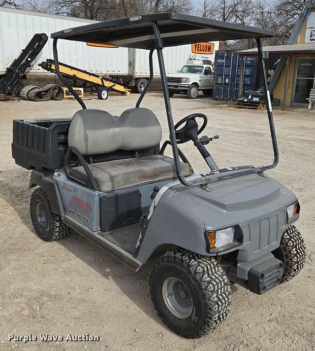 Image of Club Car Carryall 100 equipment image 2