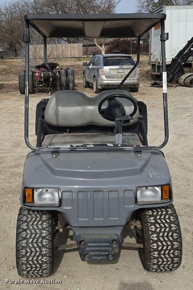 Image of Club Car Carryall 100 equipment image 1