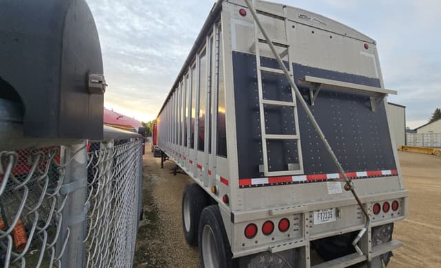 Image of Cornhusker Undetermined equipment image 2