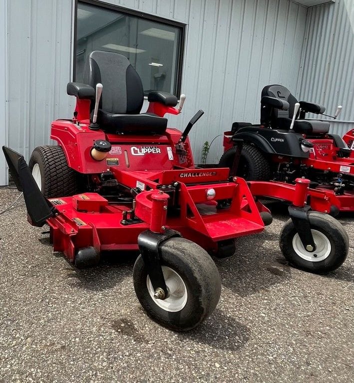 Main image Country Clipper Challenger