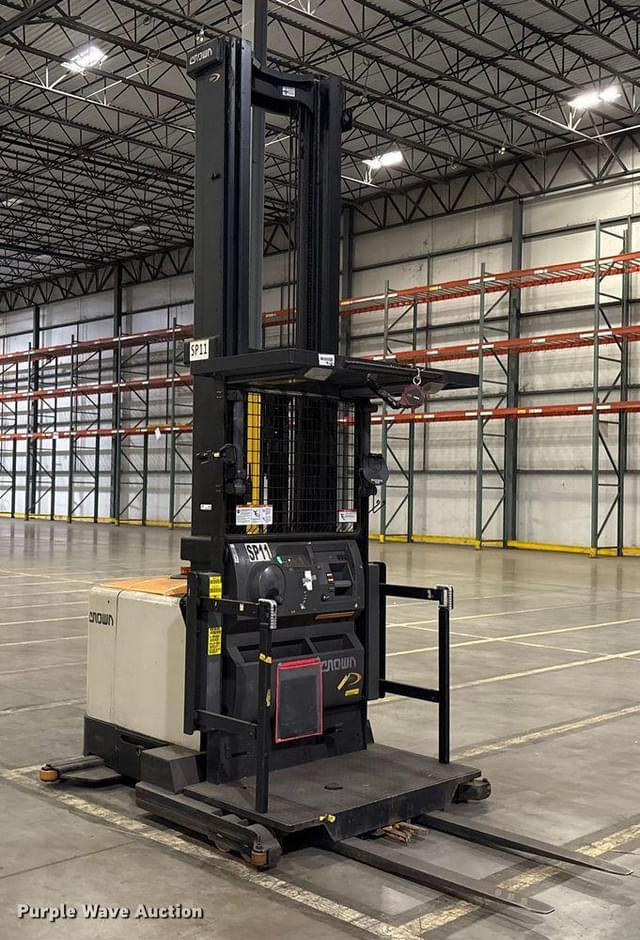 Image of Crown SP4050-30 equipment image 2