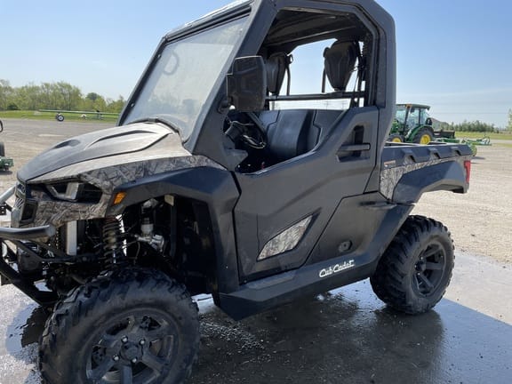 Main image Cub Cadet Challenger 550