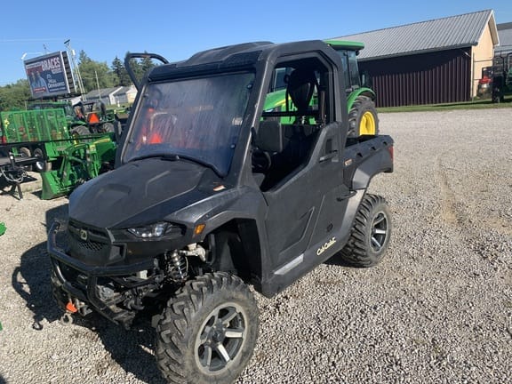 Main image Cub Cadet Challenger 550