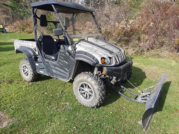 Image of Cub Cadet Challenger 700 equipment image 3