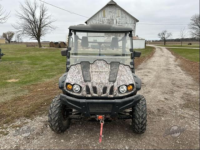 Image of Cub Cadet Challenger 700 equipment image 4