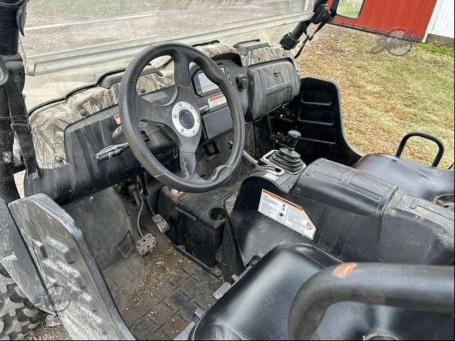 Image of Cub Cadet Challenger 700 equipment image 3