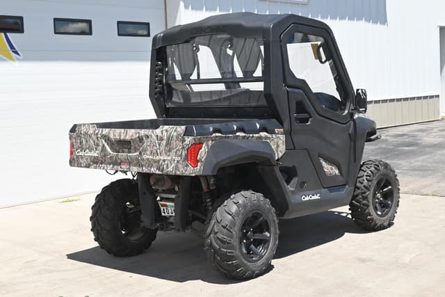 Image of Cub Cadet Challenger 750 equipment image 2