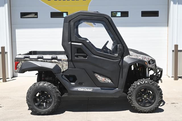 Image of Cub Cadet Challenger 750 equipment image 1
