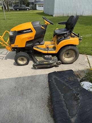 Image of Cub Cadet XT3 GSX equipment image 3