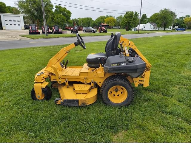 Image of Cub Cadet Pro Z 560S equipment image 4