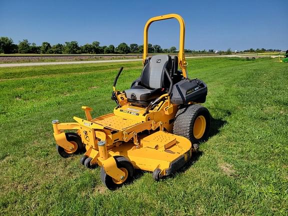Thumbnail image Cub Cadet PRO Z900 0