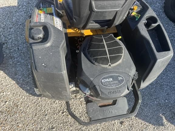 Image of Cub Cadet RZTL equipment image 4