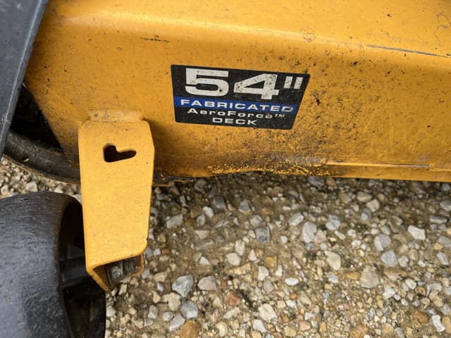 Image of Cub Cadet RZT SX equipment image 3