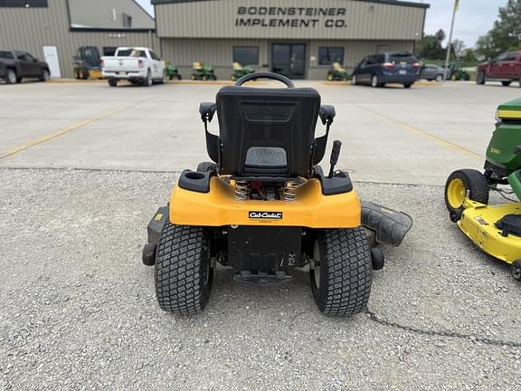 Image of Cub Cadet XT2 equipment image 3