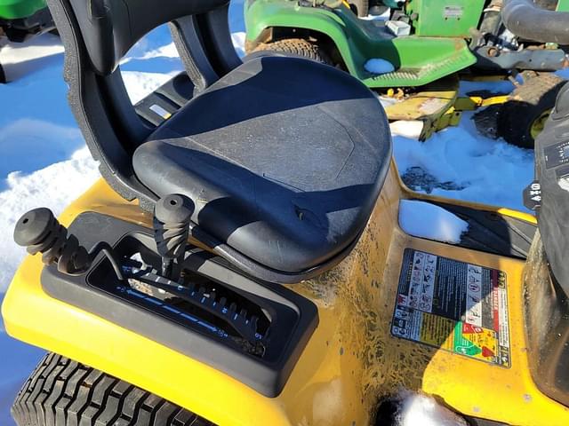 Image of Cub Cadet XT1 equipment image 4