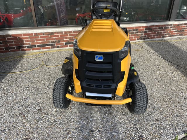 Image of Cub Cadet XT2 LX42 equipment image 1
