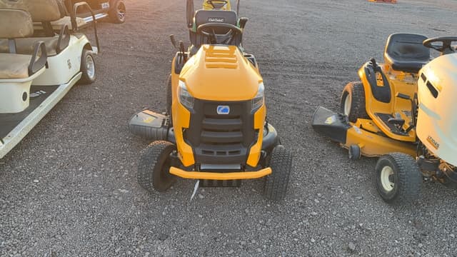 Image of Cub Cadet XT2 equipment image 1