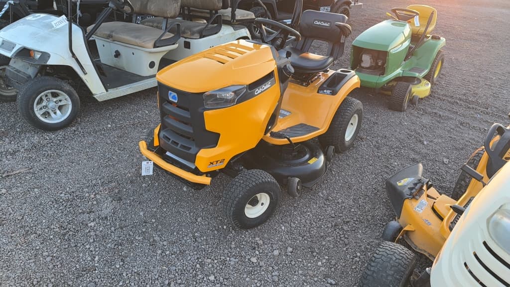 Image of Cub Cadet XT2 Primary image