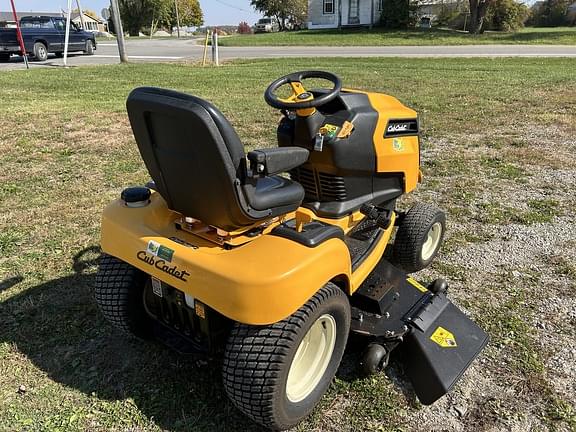 Image of Cub Cadet XT3 equipment image 4