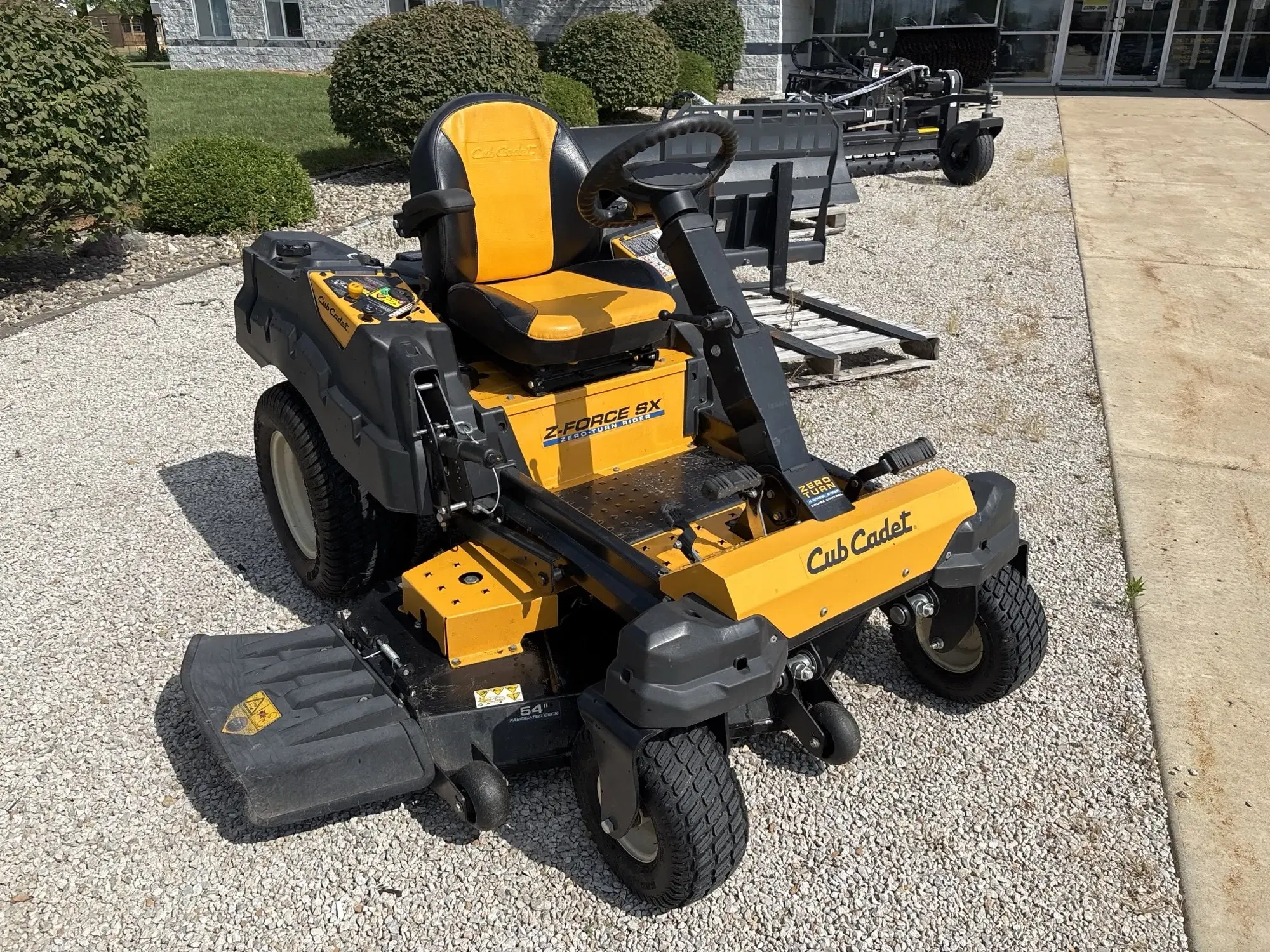 2017 Cub Cadet Z-Force SX Equipment Image0