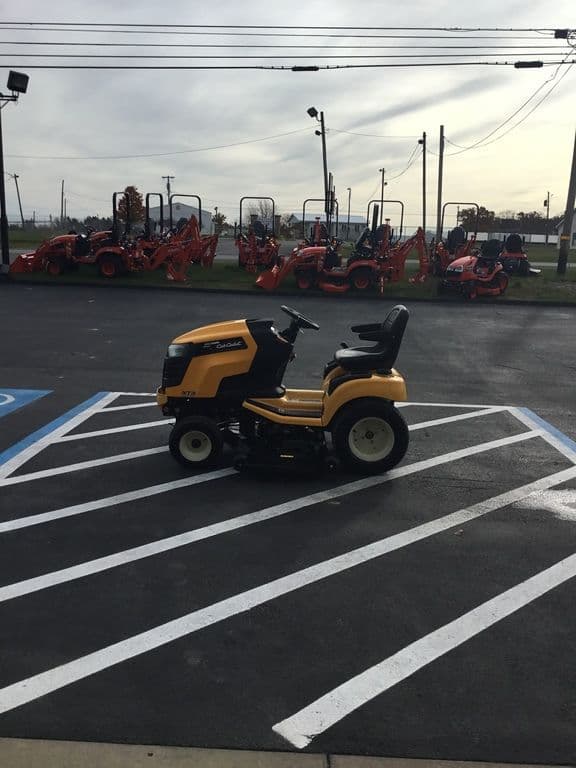 Image of Cub Cadet XT3 GS equipment image 2