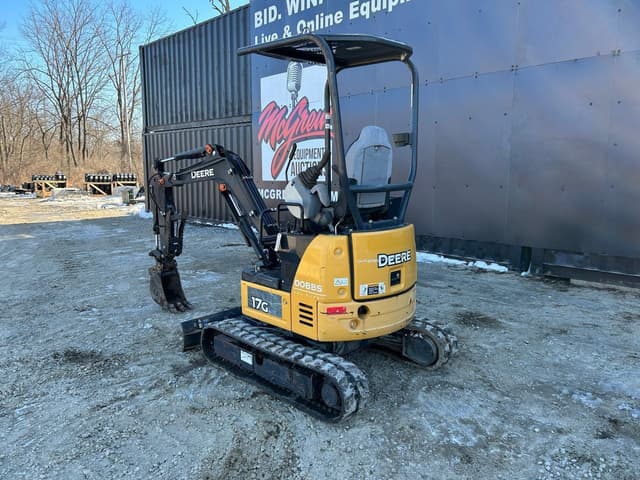 Image of John Deere 17G equipment image 1