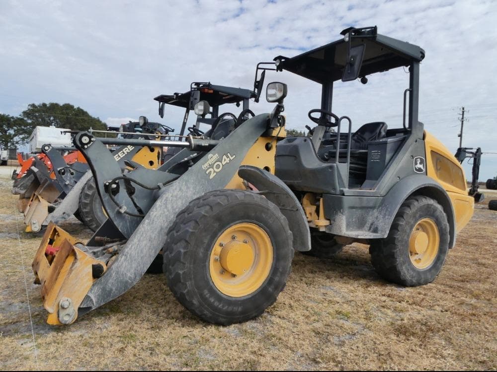 Image of John Deere 204L Primary image