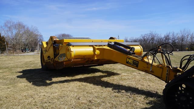 Image of John Deere 2412DE equipment image 3