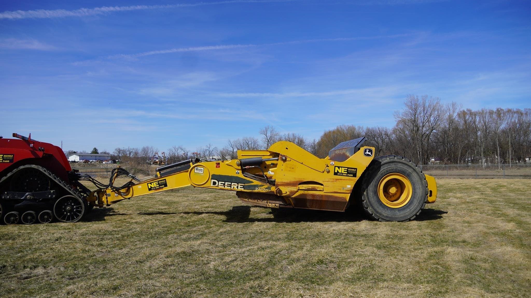 2017 John Deere 2412DE Equipment Image0