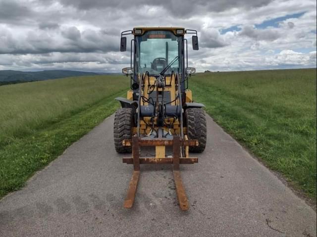 Image of John Deere 244K-II equipment image 2