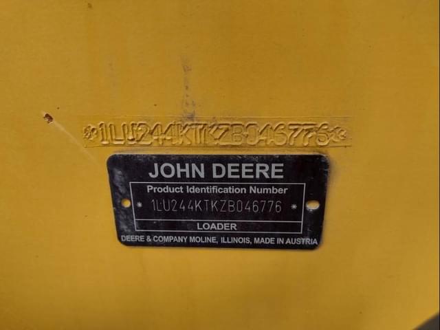 Image of John Deere 244K-II equipment image 4