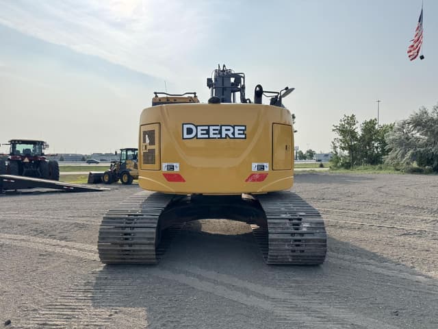 Image of John Deere 245G LC equipment image 4