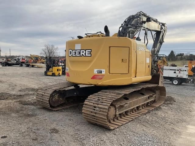Image of John Deere 245G LC equipment image 4