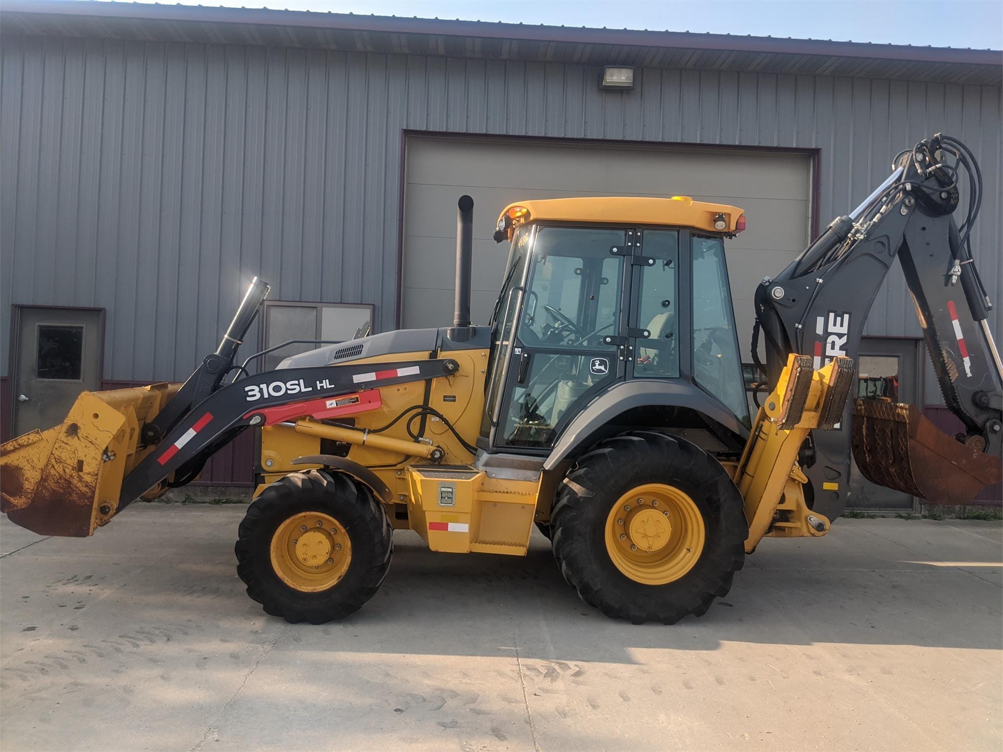 2017 John Deere 310SL HL Equipment Image0