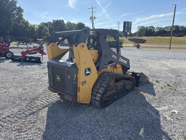 Image of John Deere 317G equipment image 3