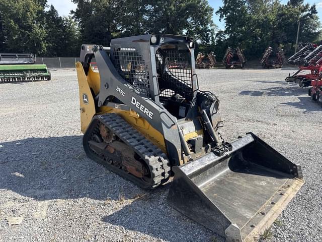 Image of John Deere 317G equipment image 1