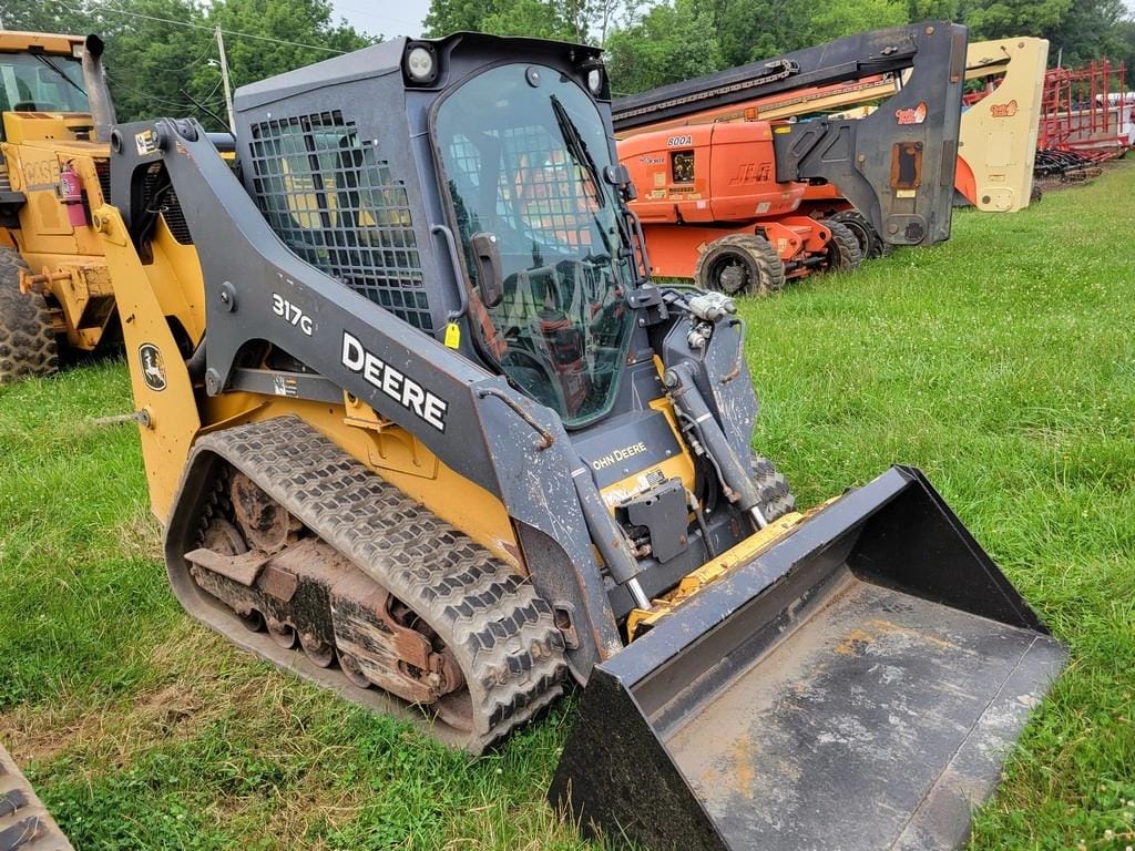 2017 John Deere 317G Equipment Image0