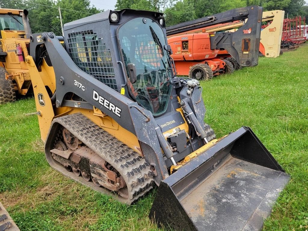 Image of John Deere 317G Primary image