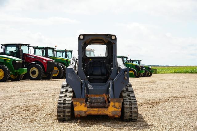 Image of John Deere 323E equipment image 1