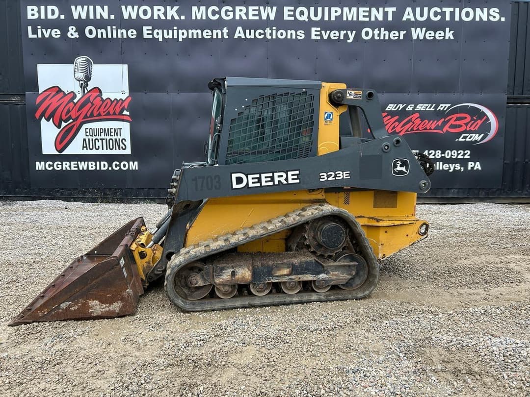 Image of John Deere 323E Primary image