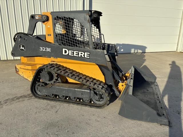 Image of John Deere 323E equipment image 1