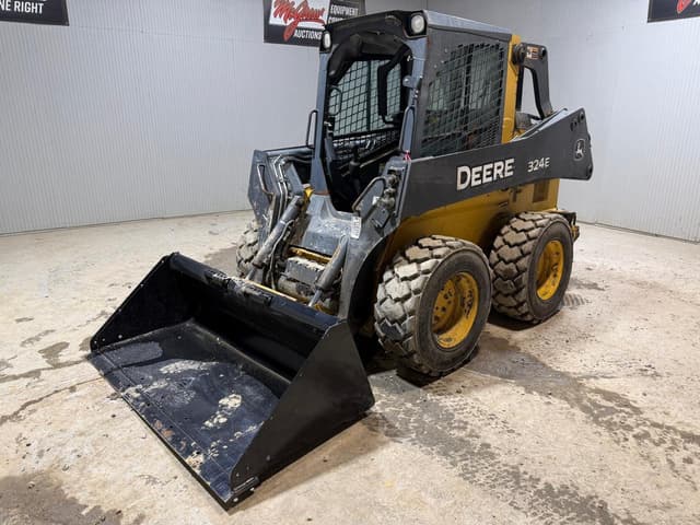 Image of John Deere 324E equipment image 1