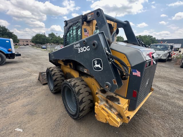 Image of John Deere 330G equipment image 3