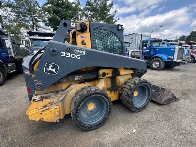 Image of John Deere 330G equipment image 4