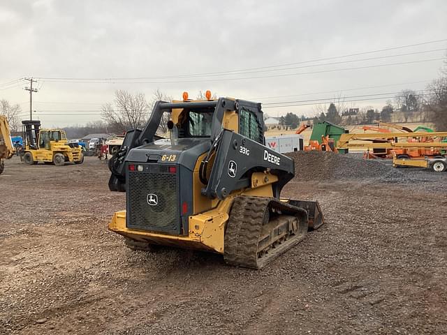 Image of John Deere 331G equipment image 4