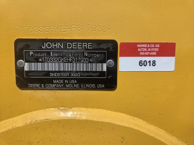 Image of John Deere 332G equipment image 4