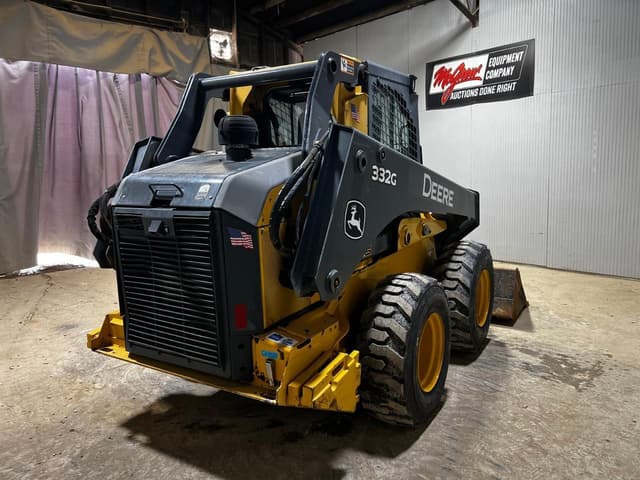 Image of John Deere 332G equipment image 4