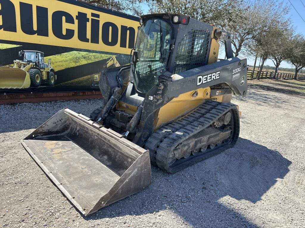 2017 John Deere 333G Equipment Image0