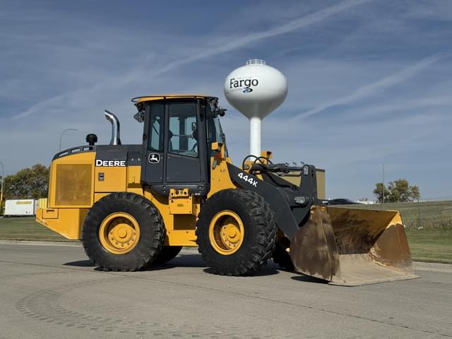 Image of John Deere 444K equipment image 3