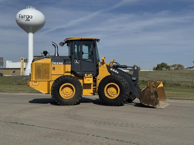 Image of John Deere 444K equipment image 4